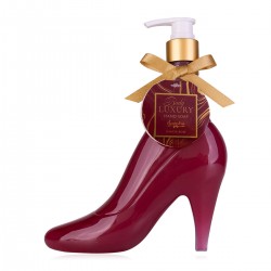 Savon pour les mains chaussure