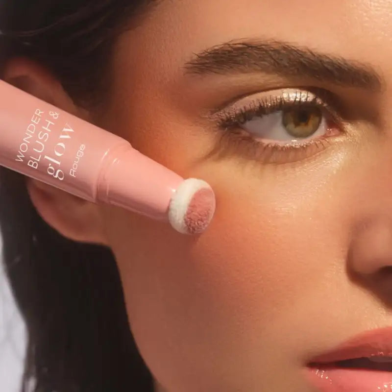 Wonder Blush et Glow - couleur coral glow